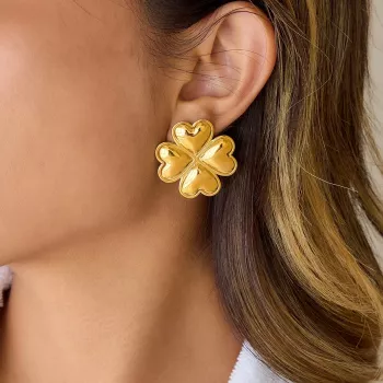 Four Leaf Meaning: Why the Clover Symbolizes Luck